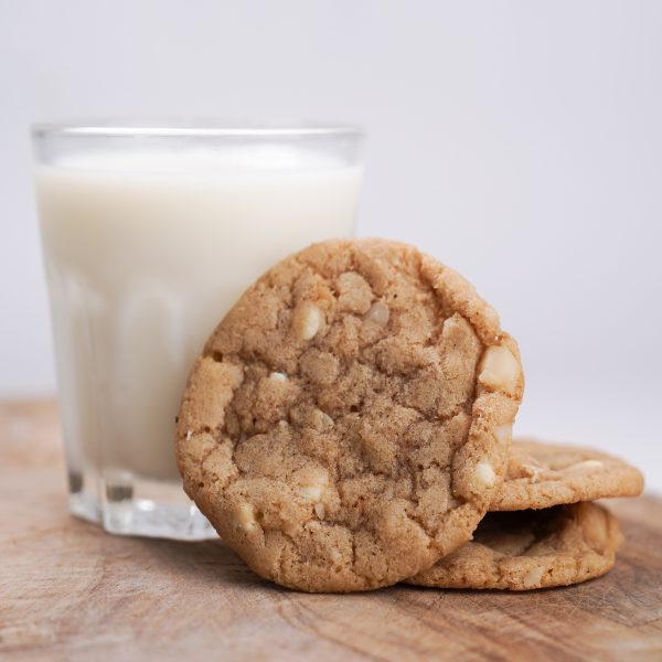 Dreamy Delite White Chocolate Macadamia Nut Canna Cookies